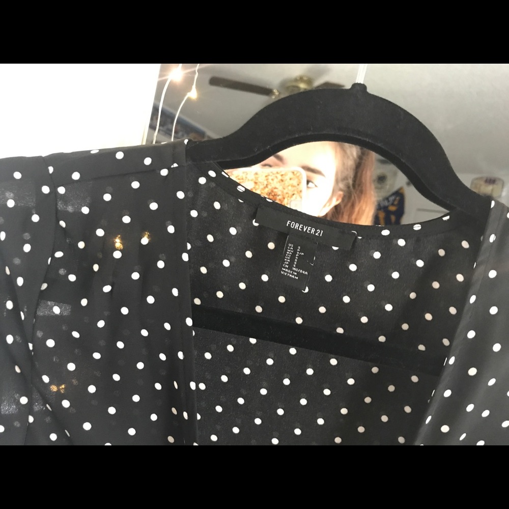 • Poka Dot Wrap Top • - Picture 4 of 4